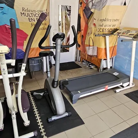 Bed & Breakfast Tranquillo Avec Piscine Et Salle De Sport Istres